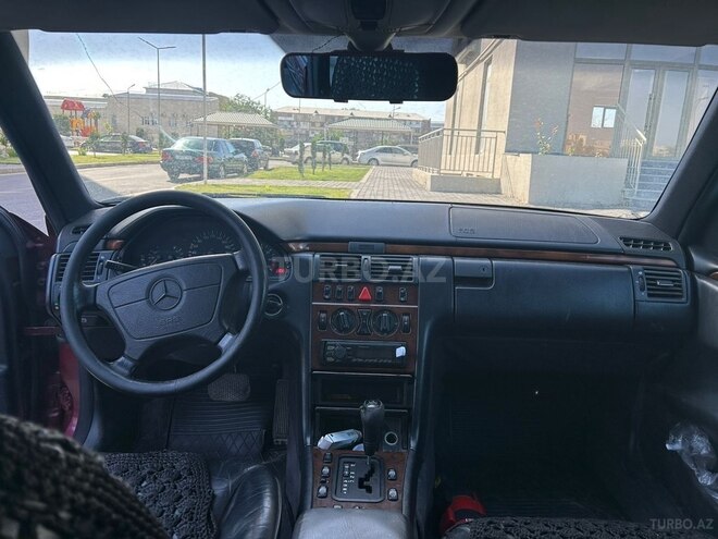 Mercedes E 230 1997, 438,944 km - 2.3 l - Gəncə