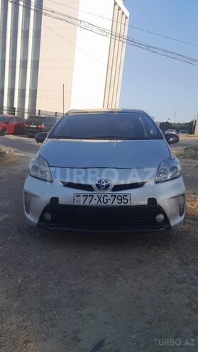 Toyota Prius-1