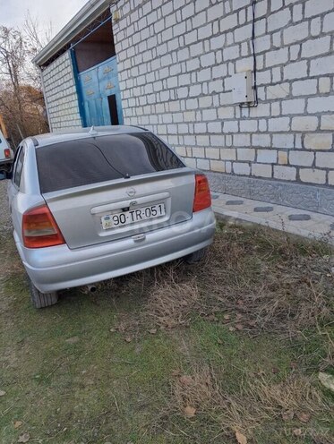 Opel Astra 1999, 325,463 km - 1.8 l - Qazax