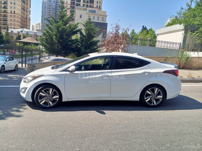 Hyundai Elantra 2015, 165,000 km - 1.8 l - Bakı