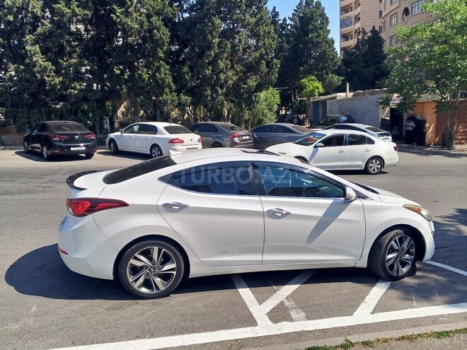 Hyundai Elantra 2015, 165,000 km - 1.8 l - Bakı