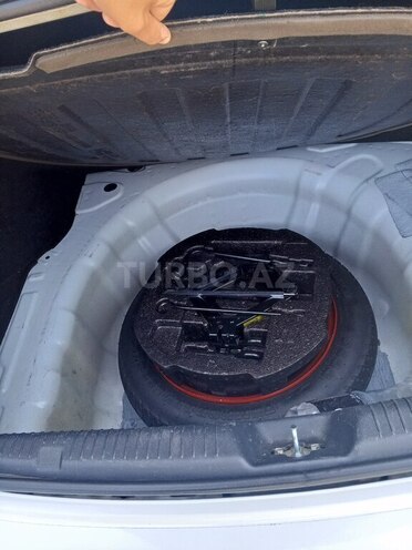 Hyundai Elantra 2015, 165,000 km - 1.8 l - Bakı