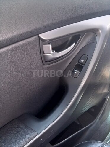 Hyundai Elantra 2015, 165,000 km - 1.8 l - Bakı