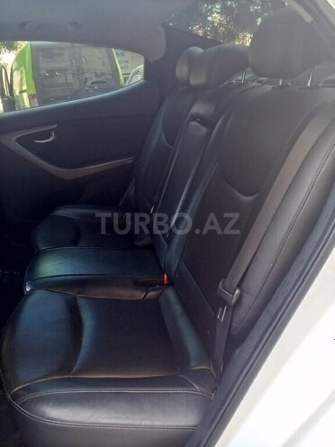 Hyundai Elantra 2015, 165,000 km - 1.8 l - Bakı