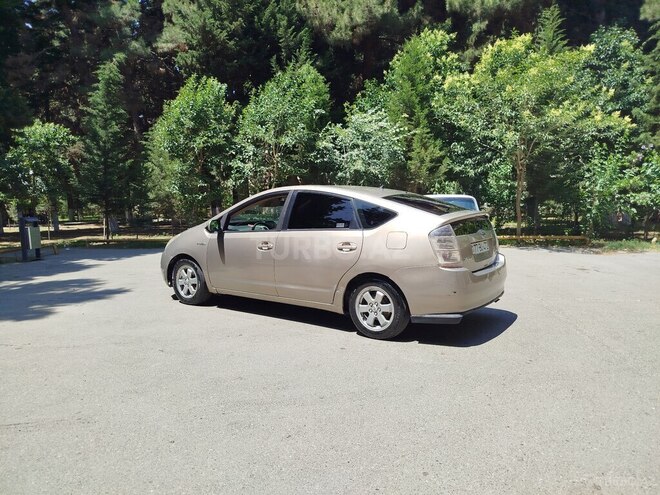 Toyota Prius-9