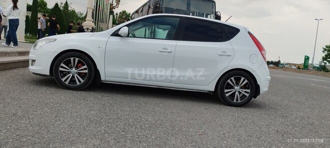 Hyundai i30 2008, 201,254 km - 1.4 l - Gəncə