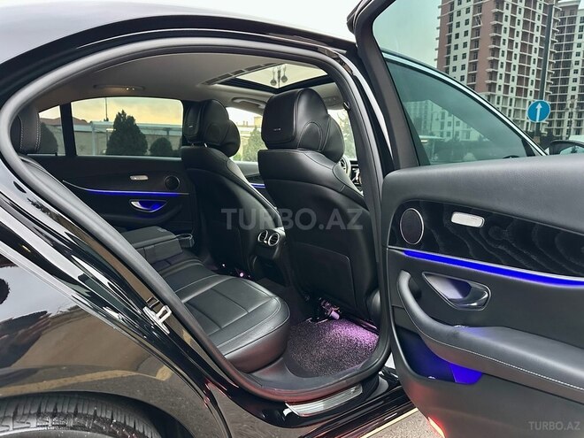 Mercedes E 220 d 2016, 2,004 km - 2.2 l - Bakı