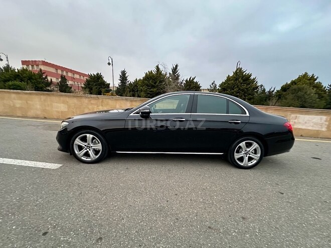 Mercedes E 220 d 2016, 2,004 km - 2.2 l - Bakı