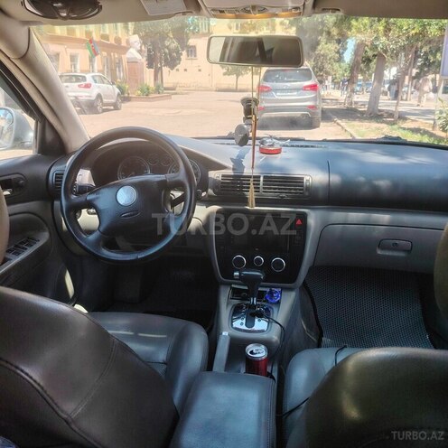 Volkswagen Passat 2004, 342,000 km - 1.8 l - Gəncə