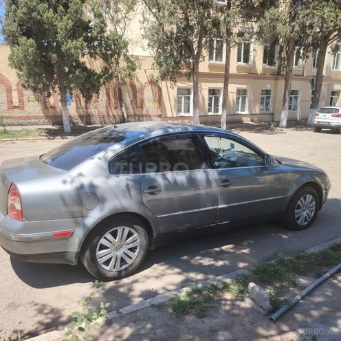 Volkswagen Passat 2004, 342,000 km - 1.8 l - Gəncə