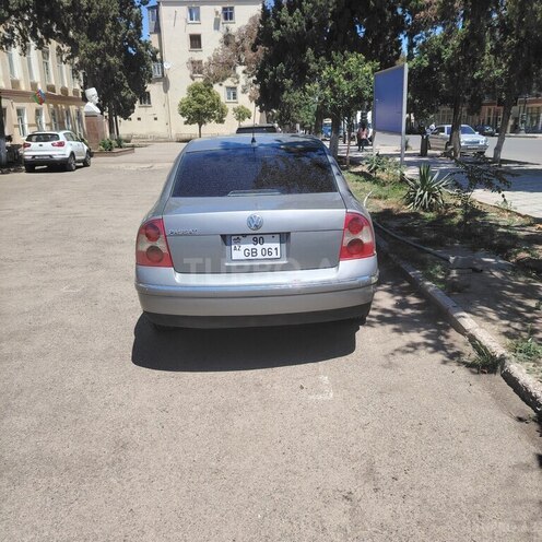 Volkswagen Passat 2004, 342,000 km - 1.8 l - Gəncə