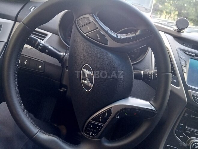 Hyundai Elantra 2015, 165,000 km - 1.8 l - Bakı