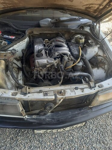 Mercedes 190 1985, 460,000 km - 2.0 l - Masallı