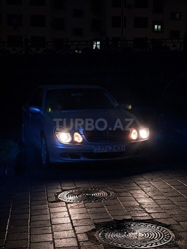 Mercedes E 220 d 2002, 370,000 km - 2.2 l - Bakı