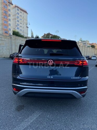 Volkswagen ID.6 Crozz-2