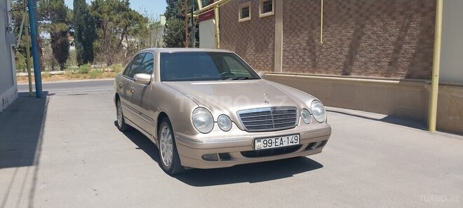 Mercedes E 240 2000, 207,000 km - 2.4 l - Bakı