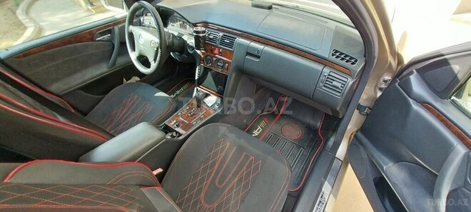 Mercedes E 240 2000, 207,000 km - 2.4 l - Bakı