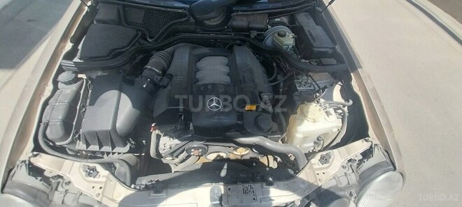 Mercedes E 240 2000, 207,000 km - 2.4 l - Bakı