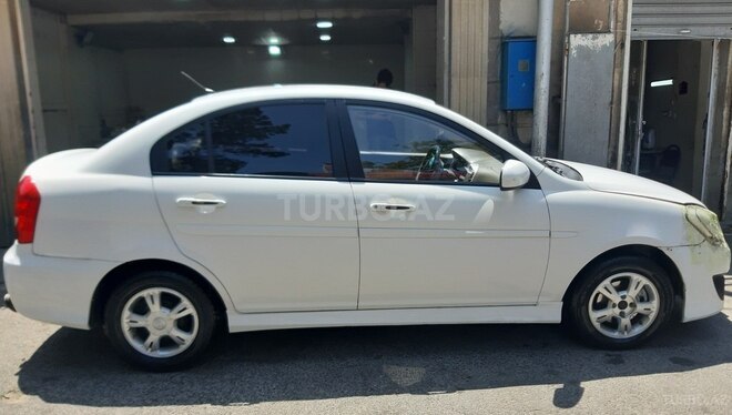 Hyundai Accent 2010, 350,000 km - 1.5 l - Bakı
