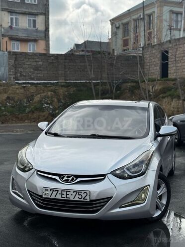 Hyundai Elantra 2015, 175,000 km - 1.8 л - Bakı