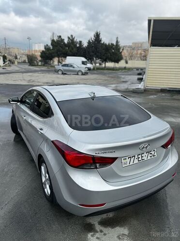 Hyundai Elantra 2015, 175,000 km - 1.8 л - Bakı