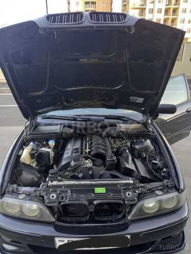 BMW 528 1996, 320,000 km - 2.8 l - Sumqayıt