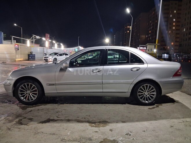 Mercedes C 240 2000, 443,000 km - 2.6 л - Bakı