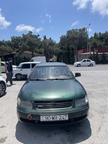 Volkswagen Passat 1998, 286,000 km - 1.8 l - Bakı