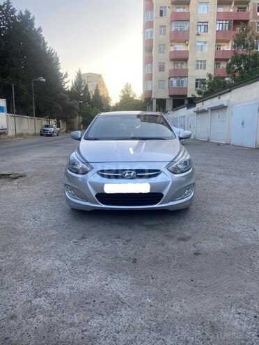 Hyundai Accent 2015, 160,000 km - 1.6 l - Bakı