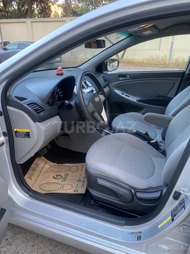 Hyundai Accent 2015, 160,000 km - 1.6 l - Bakı