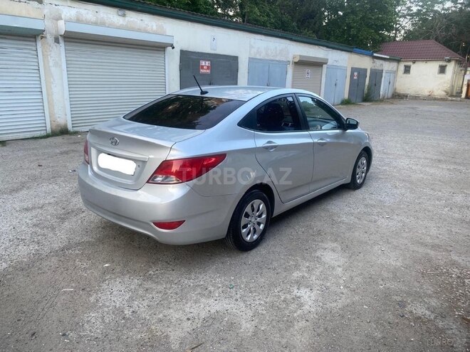 Hyundai Accent 2015, 160,000 km - 1.6 l - Bakı