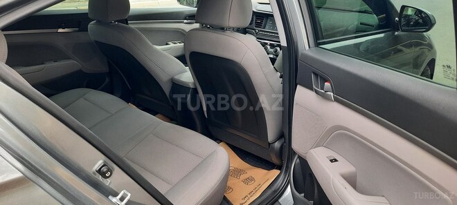 Hyundai Elantra 2018, 105,000 km - 2.0 л - Bakı