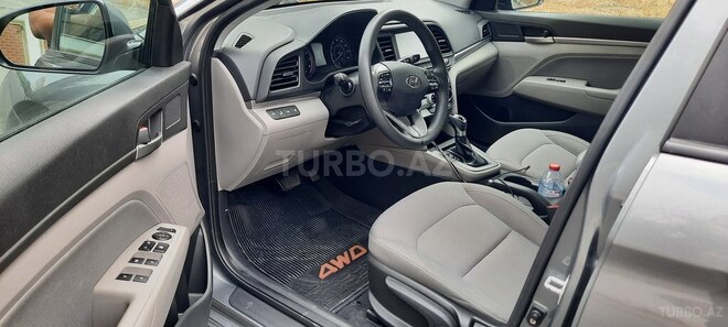 Hyundai Elantra 2018, 105,000 km - 2.0 л - Bakı