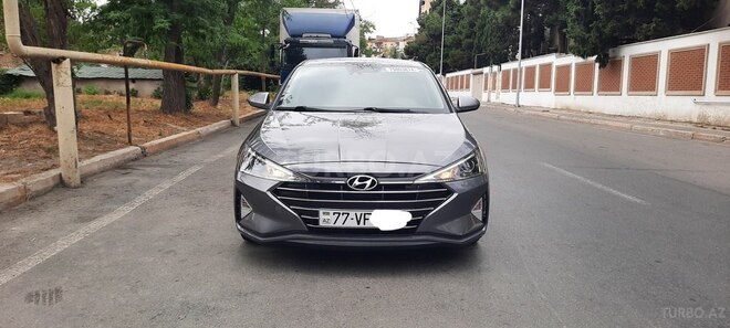 Hyundai Elantra 2018, 105,000 km - 2.0 л - Bakı