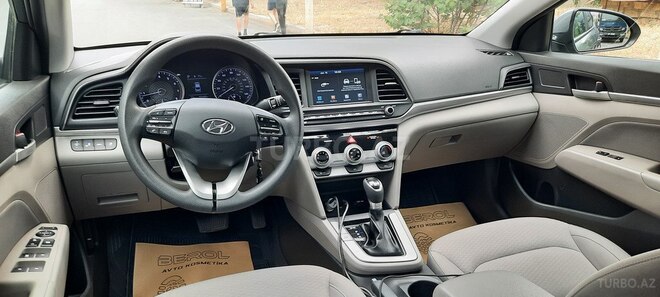 Hyundai Elantra 2018, 105,000 km - 2.0 л - Bakı