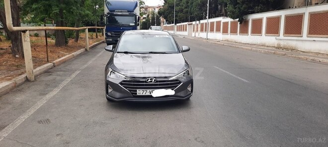 Hyundai Elantra 2018, 105,000 km - 2.0 л - Bakı