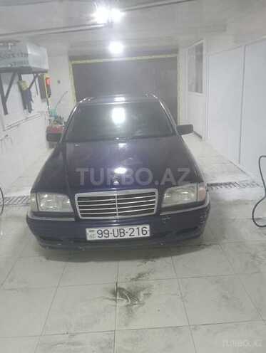 Mercedes C 220 1995, 260,000 km - 2.2 l - Bakı