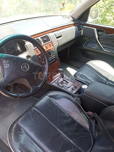 Mercedes E 220 d 2000, 426,342 km - 2.2 л - Bakı