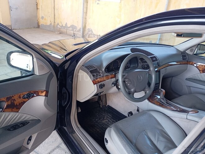 Mercedes E 270 2003, 343,500 km - 2.7 l - Salyan