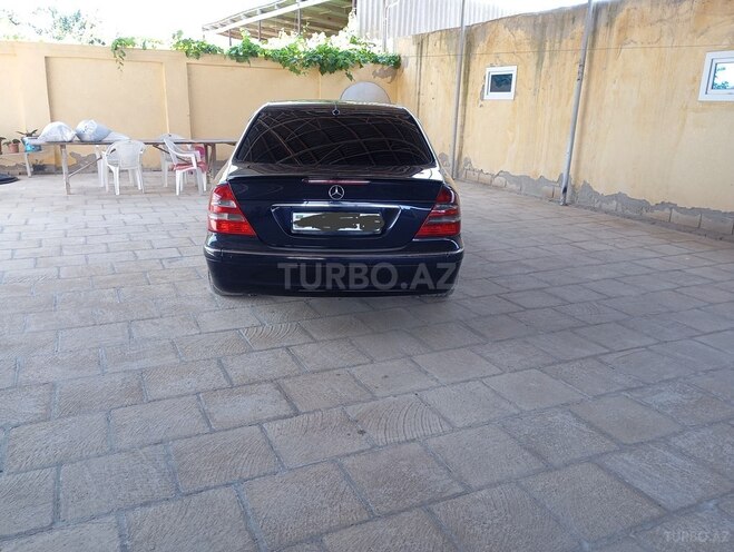Mercedes E 270 2003, 343,500 km - 2.7 l - Salyan