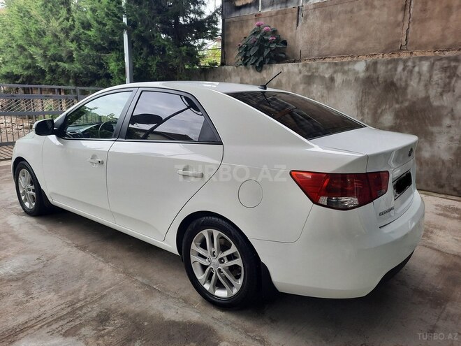 Kia Cerato 2011, 198,320 km - 1.6 л - Sabirabad