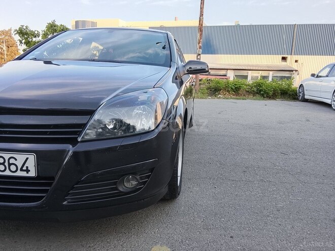 Opel Astra 2006, 242,000 km - 1.4 l - Bakı
