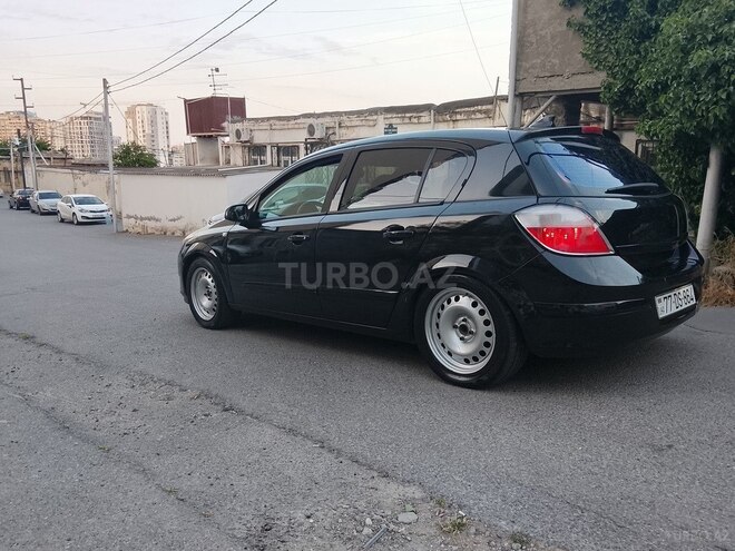 Opel Astra 2006, 242,000 km - 1.4 l - Bakı