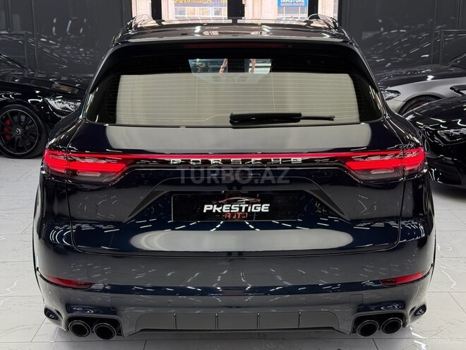 Porsche Cayenne S-6