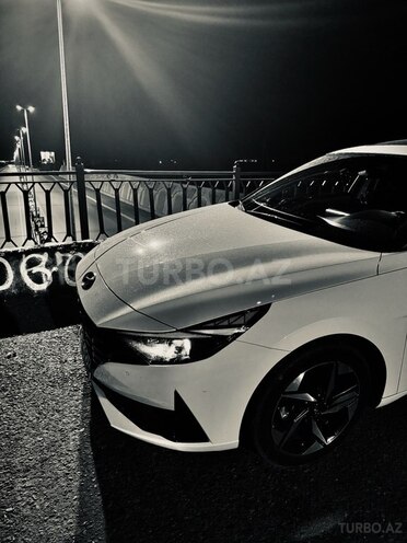 Hyundai Elantra 2022, 68,000 km - 1.6 л - Gəncə