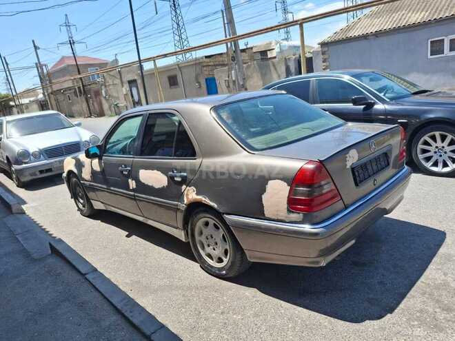 Mercedes C 180-5