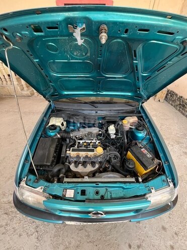 Opel Astra 1994, 350,000 km - 1.6 l - Bakı