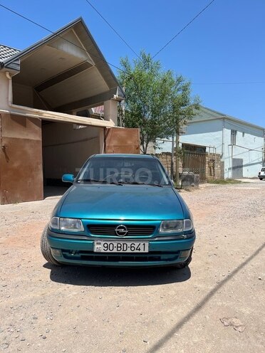 Opel Astra 1994, 350,000 km - 1.6 l - Bakı