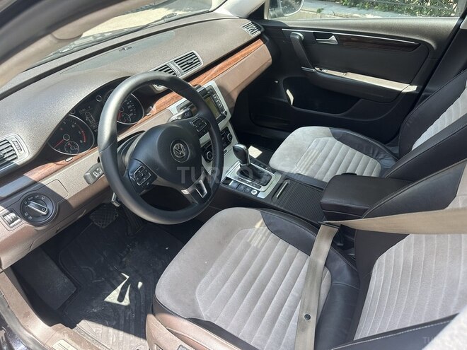 Volkswagen Passat 2011, 176,000 km - 1.8 l - Bakı