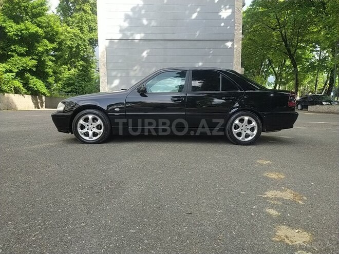 Mercedes C 220 d 2000, 350,000 km - 2.2 л - İsmayıllı